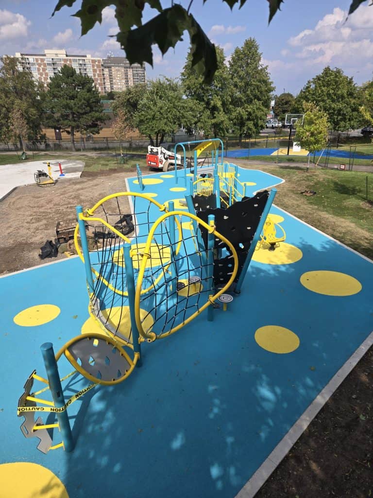PlaySoft Superior Recycled Rubber SBR is pre-coated for longer colour retention.